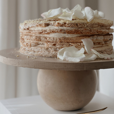 The Cake Stand | The Amari Ball