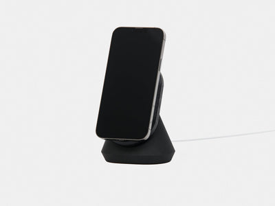 MagSafe iPhone Stand