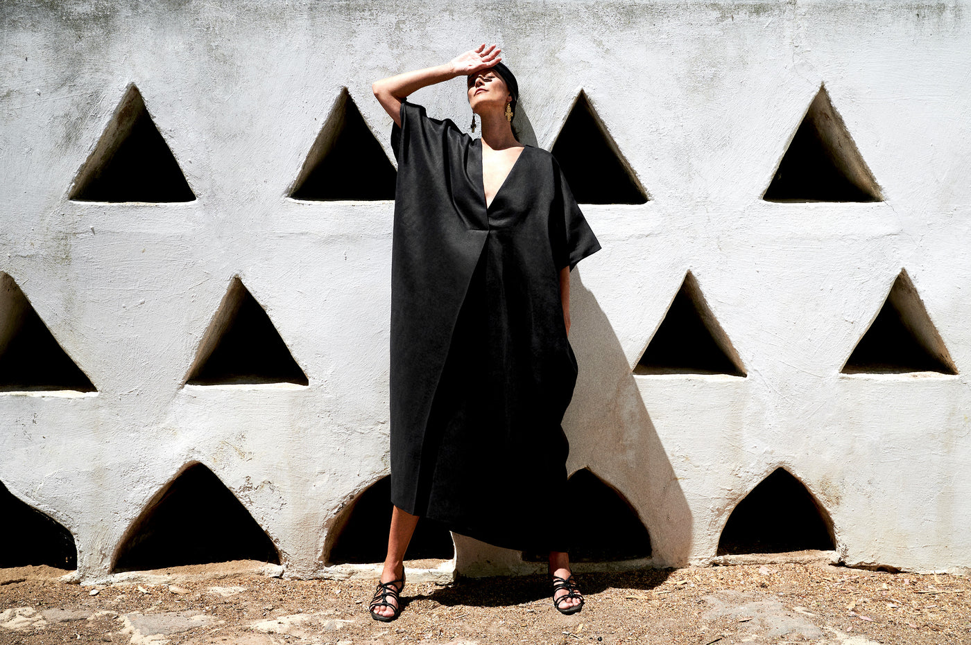 Kin Kaftan | Black