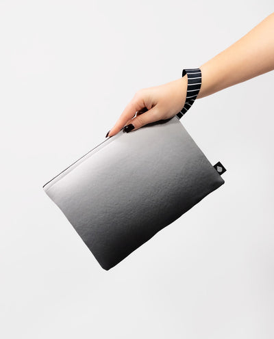 Pouch Large Charcoal Gray