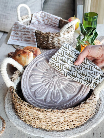 Bread Warmer & Basket | Vintage Flower