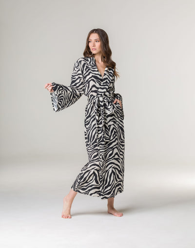 The "Simone" Robe