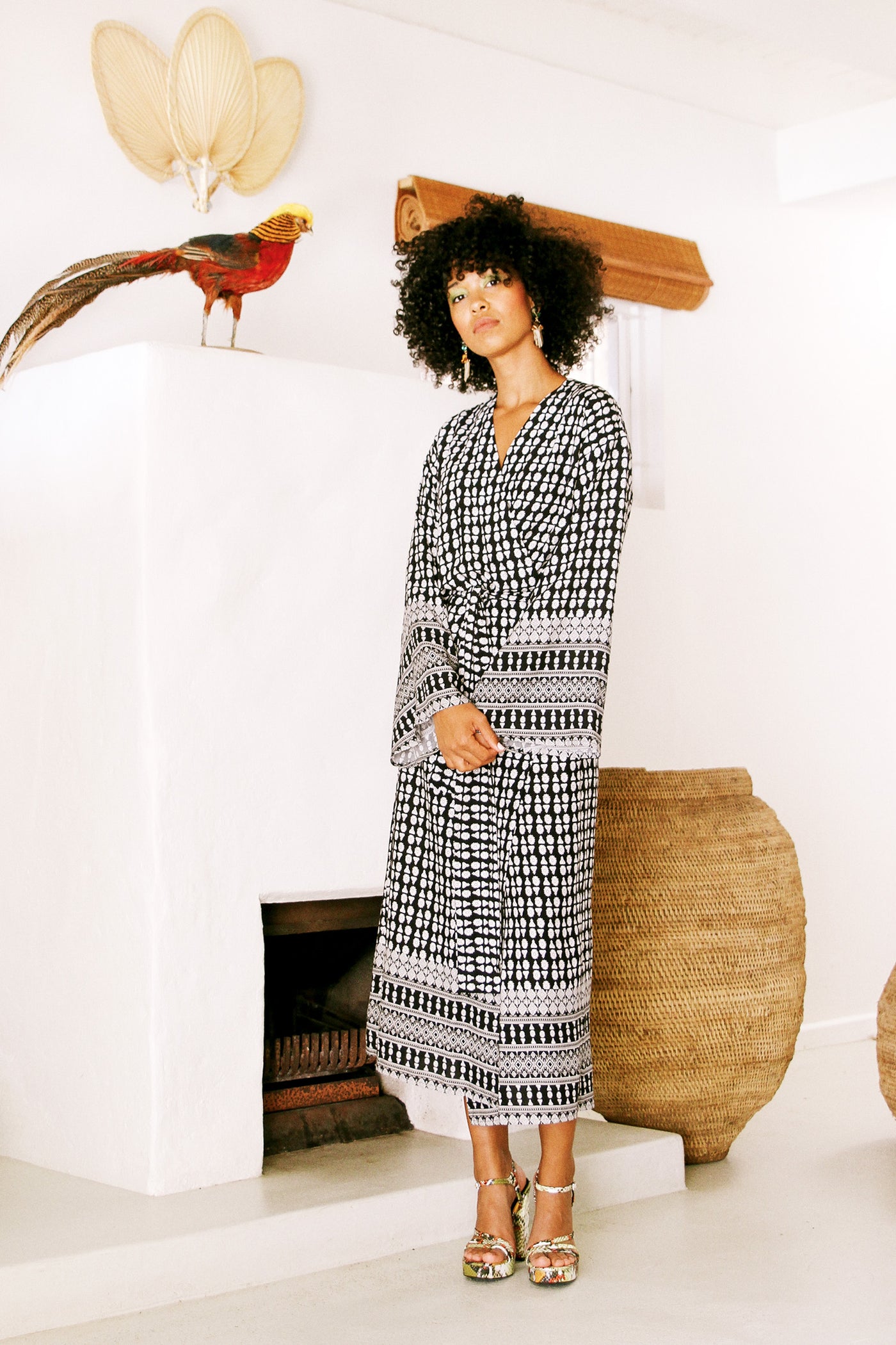 Voyage Wrap | B&W Totemic Print