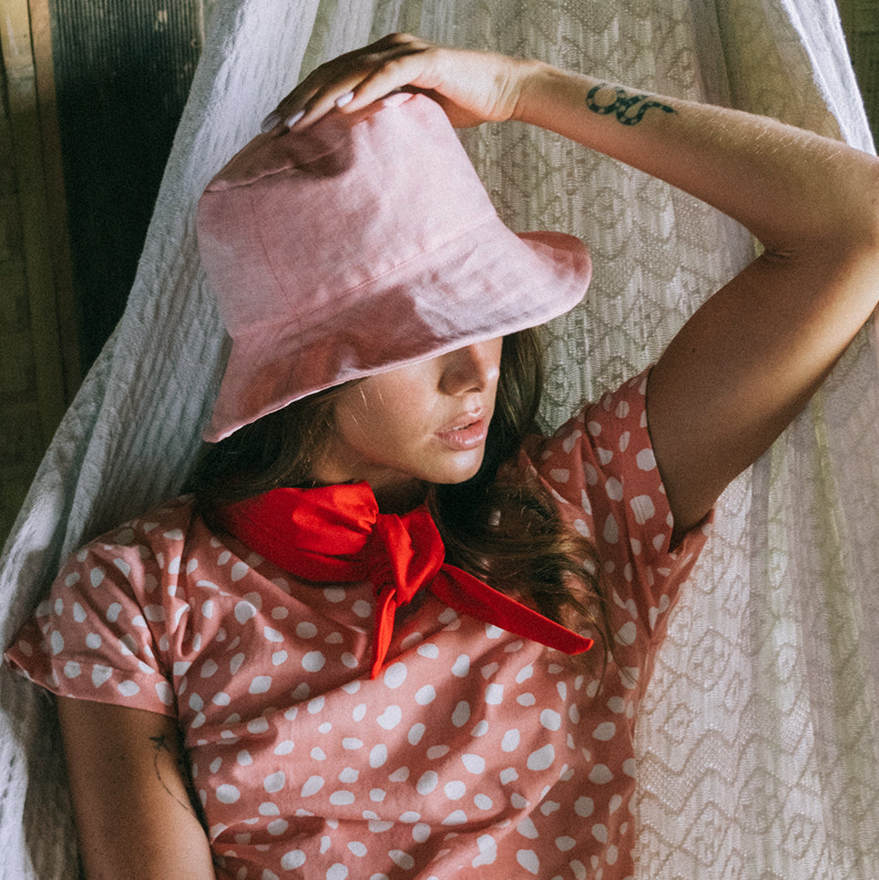 Watu Seaside Linen Bucket Hat